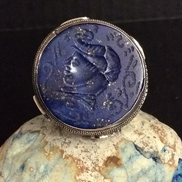 Sterling Silver Ring .
